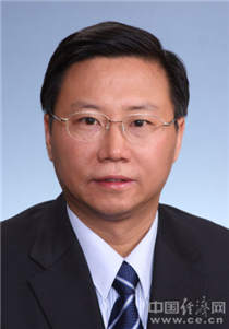 张骥，男，1963年5月生，湖北荆门人，汉族，1984年8月参加工作，1984年6月加入中国共产党，研究生学历，管理学博士。